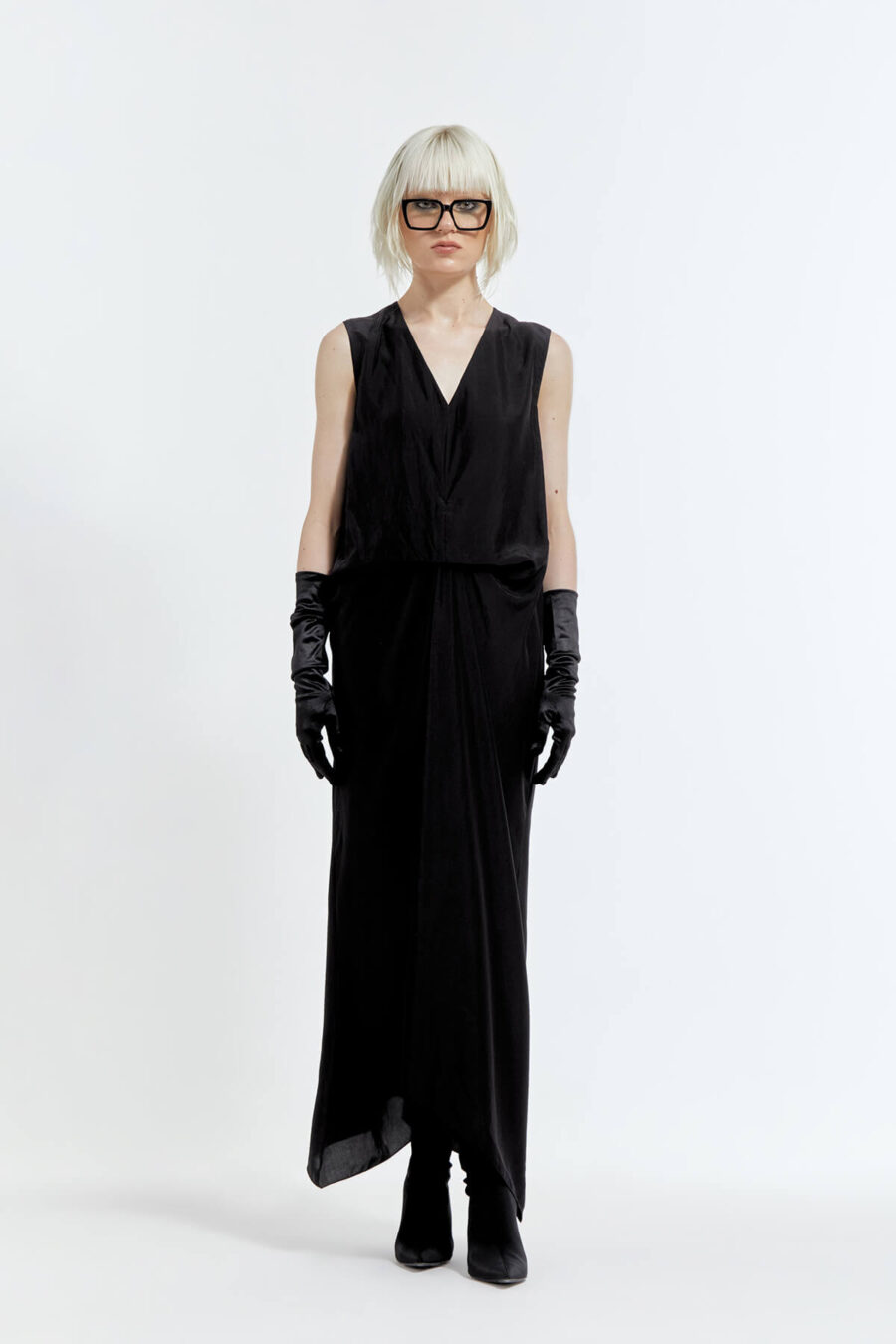 Moulin Jacket & Sleeveless Levy Dres - Image 3